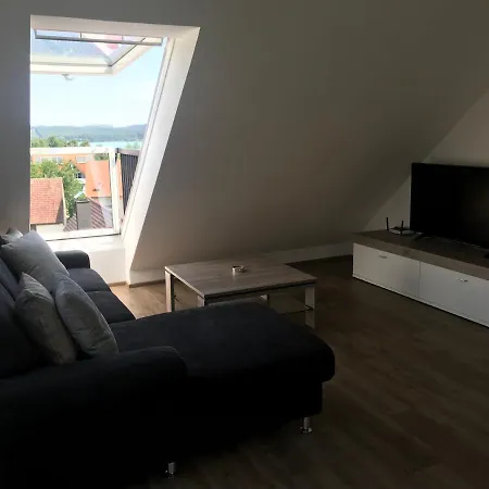 Sonniges 4 **** Dg-apartment Mit Aufzug+seeblick Pleinfeld