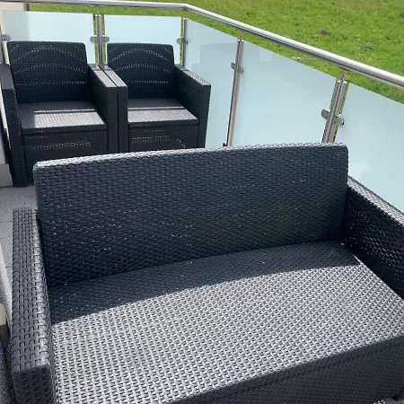 Sonniges 4 **** Dg-apartment Mit Aufzug+seeblick * Pleinfeld