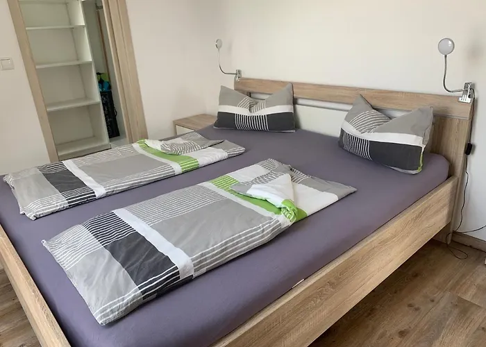 Sonniges 4 **** Dg-apartment Mit Aufzug+seeblick Apartmán *