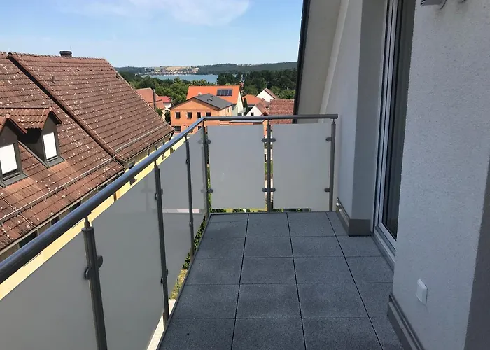 Sonniges 4 **** Dg-apartment Mit Aufzug+seeblick Pleinfeld