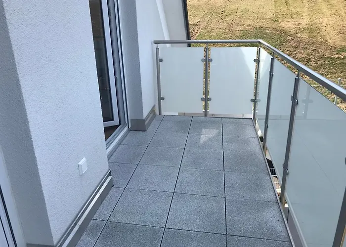 Sonniges 4 **** Dg-apartment Mit Aufzug+seeblick דירה